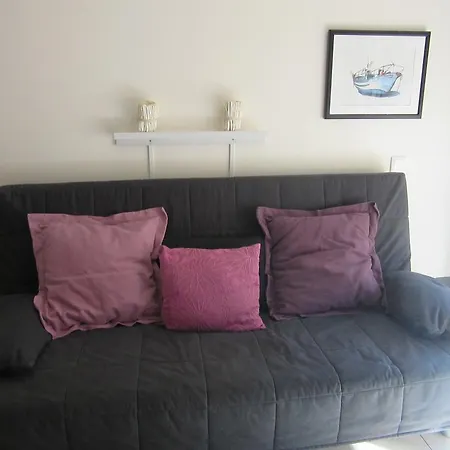 Sea Flowers Apartment